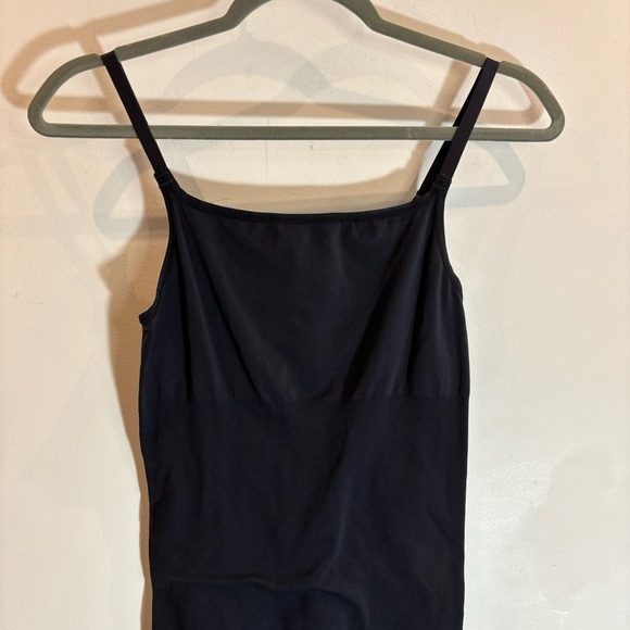 ASSETS BY SPANX Sz L Medium Compression Adjustable Straps Slip Shapewear - Picture 4 of 10